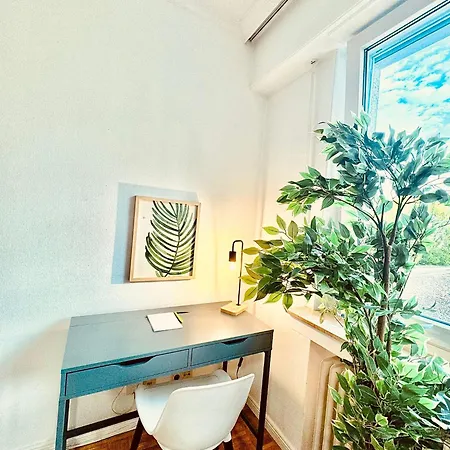 Charming 1br With Outdoor Space 卢森堡