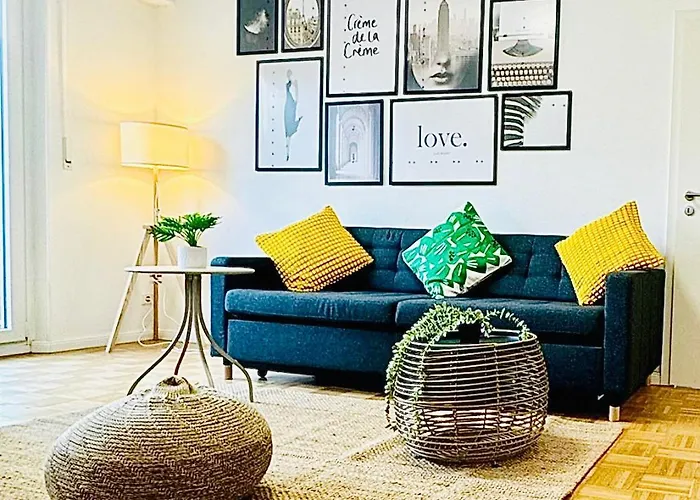 Charming 1br With Outdoor Space Люксембург